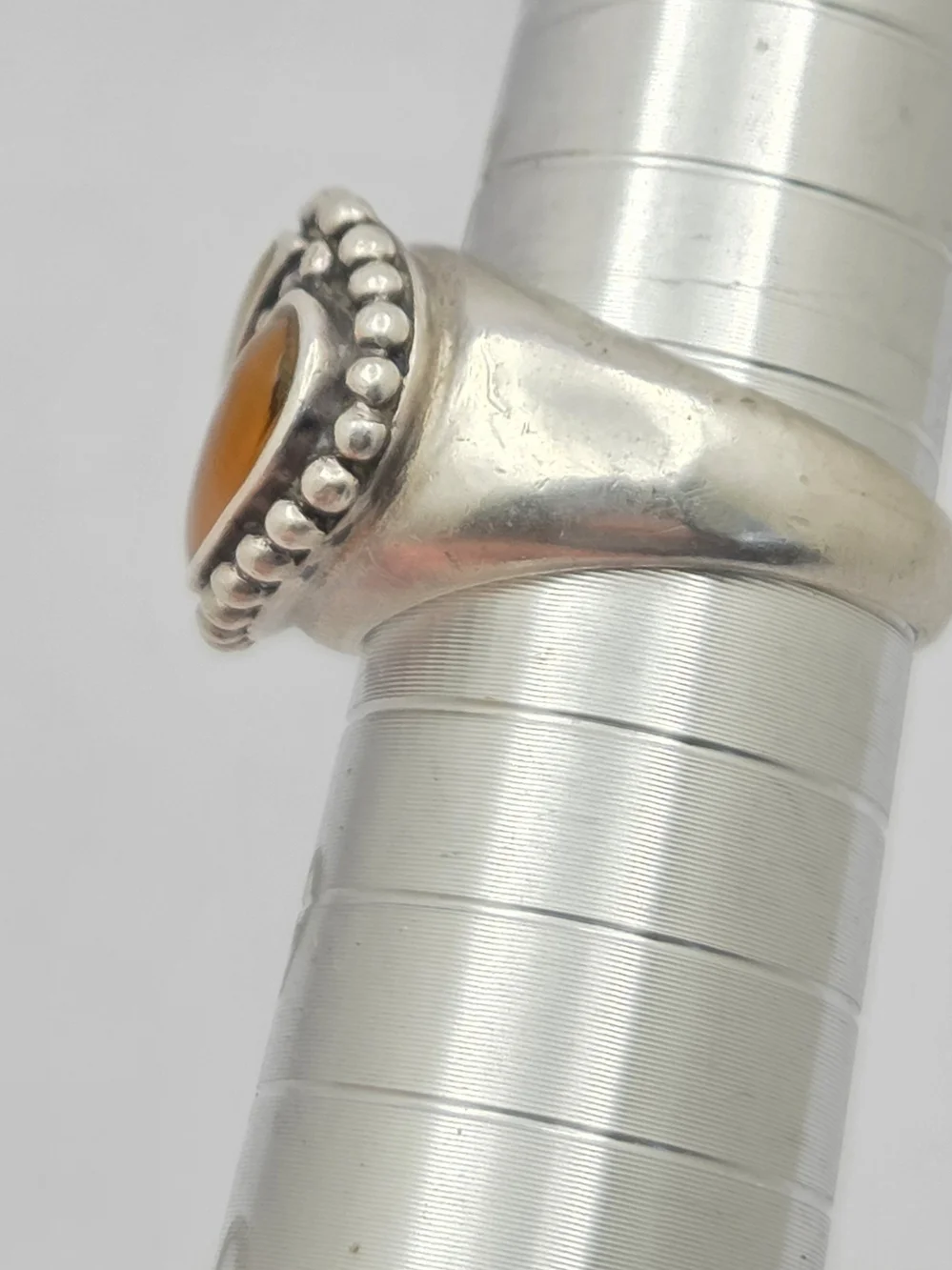​Boho Sterling Silver 925 Mother of Pearl & Amber Beaded Border Ring 8